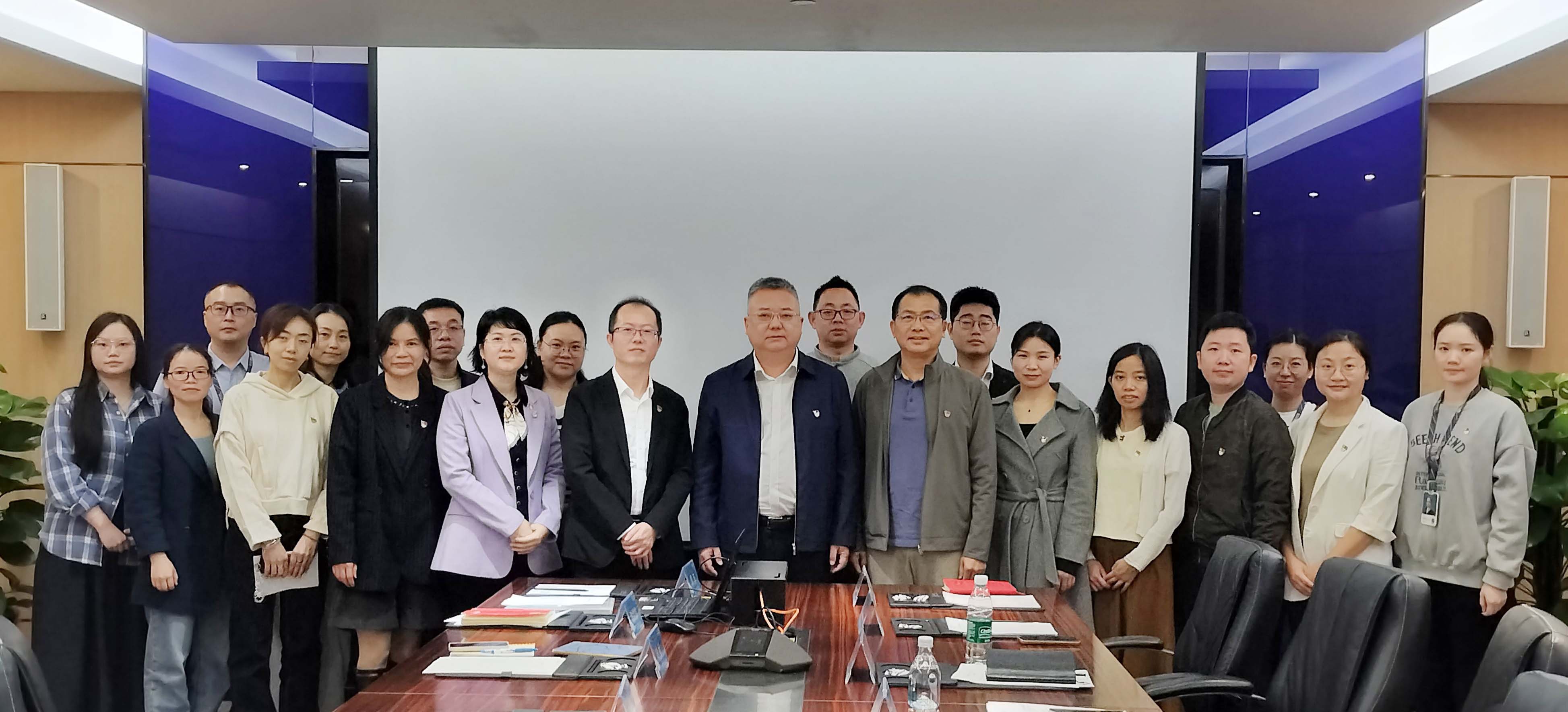 李程任深圳市ok138cn太阳集团古天乐供应链股份有限公司党委书记，钟志华任党委副书记、纪委书记